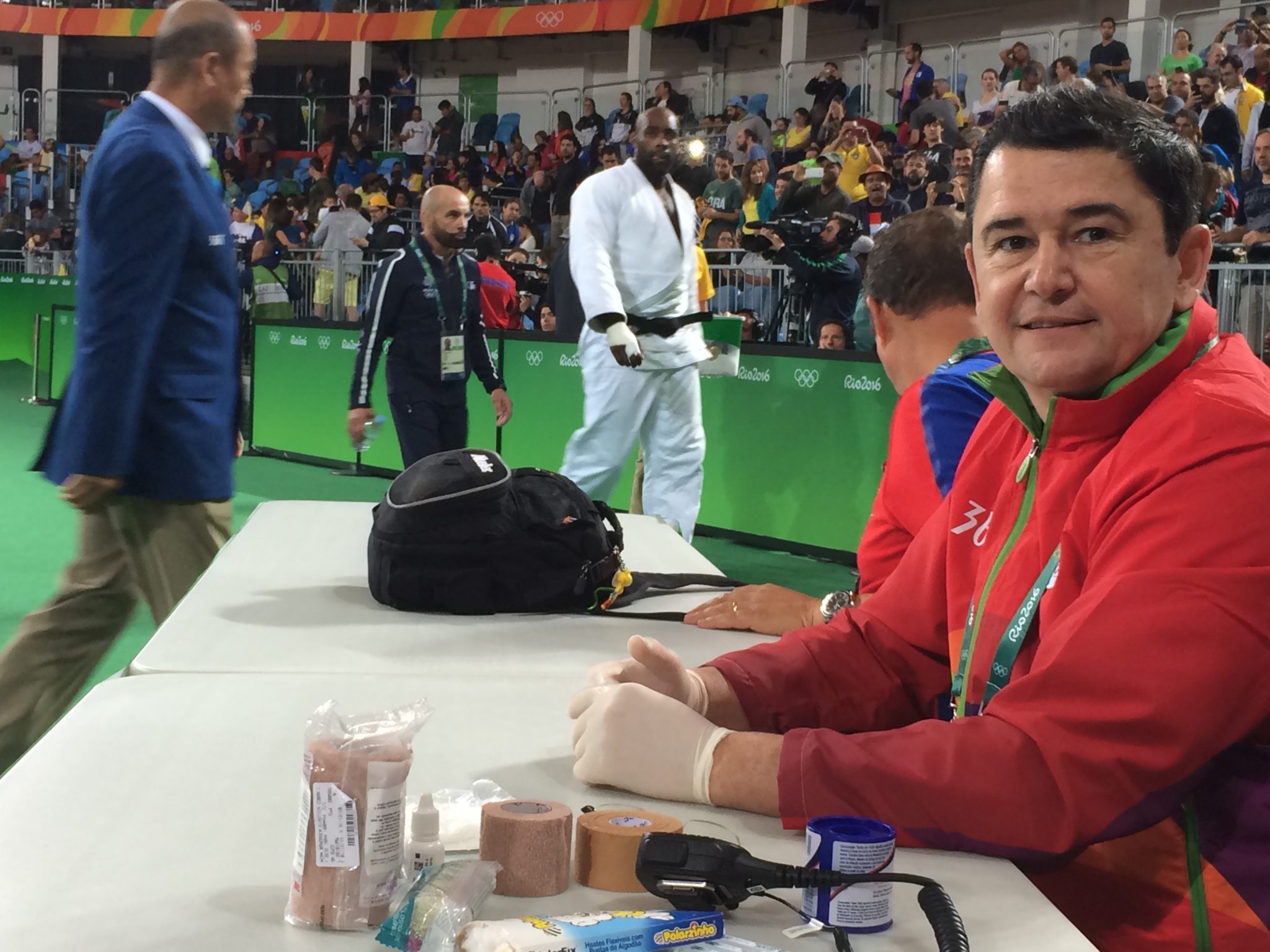 Prof. Dr. Sérgio Rocha Piedade - Medico do Esporte e Cirurgião Ortopédico Especialista em Joelho